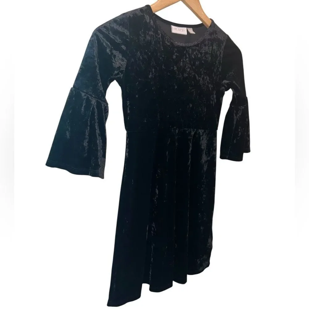 The Children’s Place Black Velvet Bell Sleeve Dress | Girls M 7/8